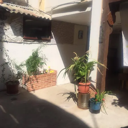 Azra Apartment *