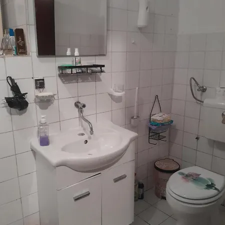 Apartment Azra
