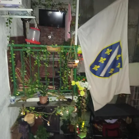 Apartment Azra *