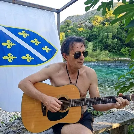 Azra * Mostar