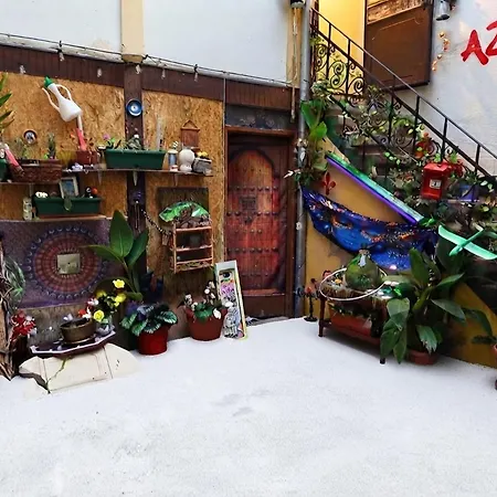 Azra Apartman